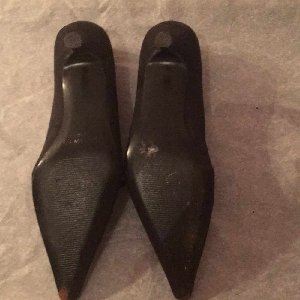 Shoes - Picture 3 of 4